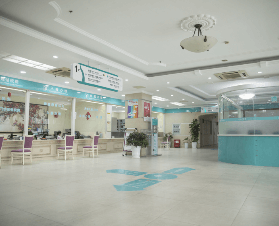 医院门诊挂号大厅
